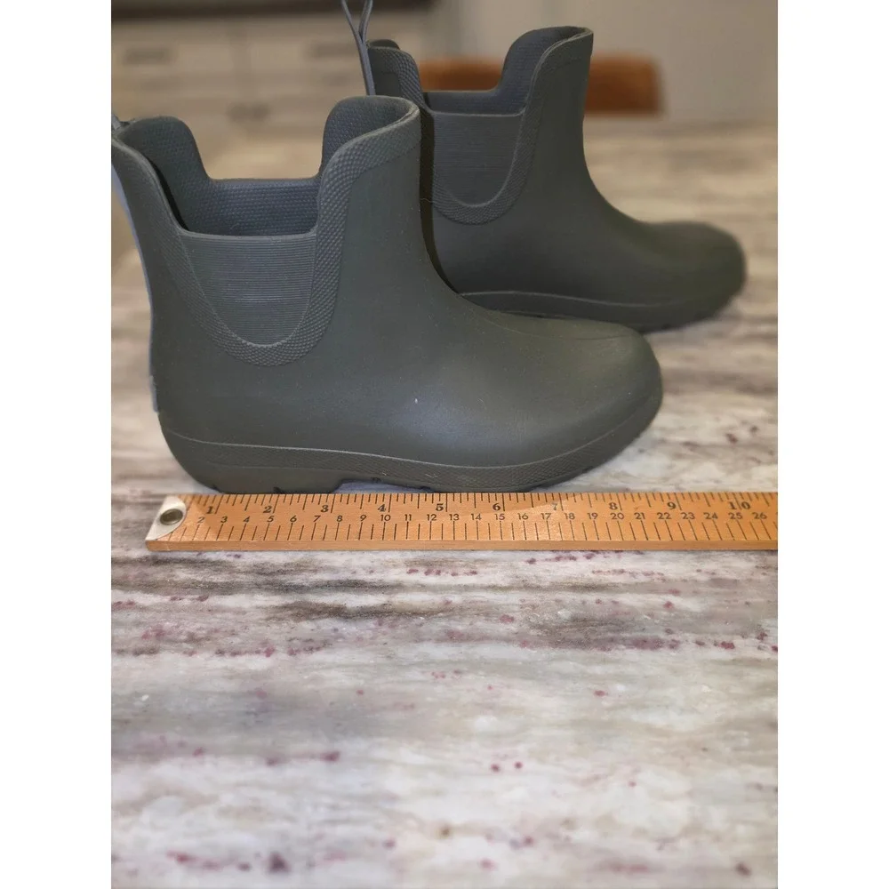 Totes Everywear Ankle Rain Boots Olive Green Waterproof Chelsea Booties US 6